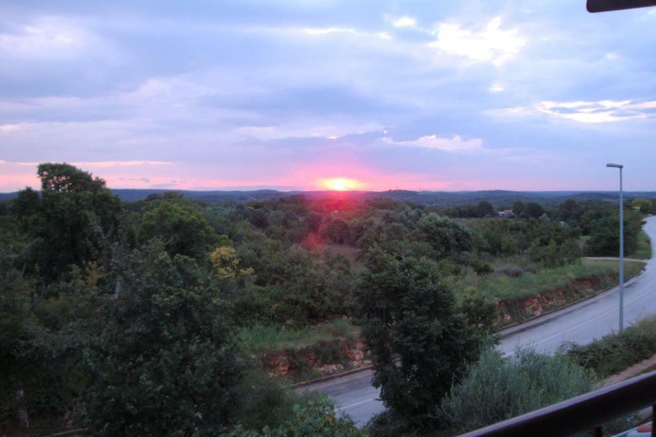 Apartmani Otavio Ровінь Екстер'єр фото